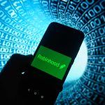 Robinhood shares fall 4% as crypto slump weighs on profits, offsetting gains in new businesses